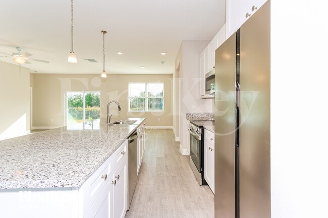 Building Photo - 874 Brookfield St SE