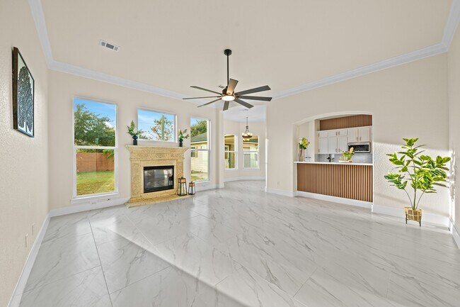 Building Photo - 14511 Middle Bluff Trail