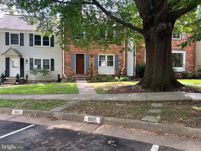 Building Photo - 9015 Piney Grove Dr