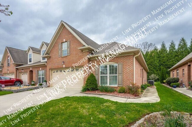 Building Photo - 7655 Lenox Trace Dr