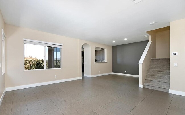 Building Photo - 6313 Avenida De Las Vistas