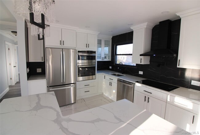 Building Photo - 26 Circle Dr