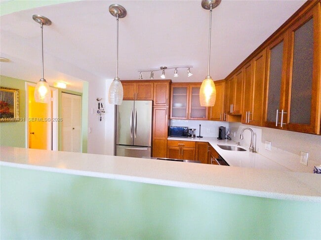 Building Photo - 2851 NE 183rd St