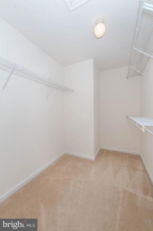 Building Photo - 8067 Nicosh Cir Ln