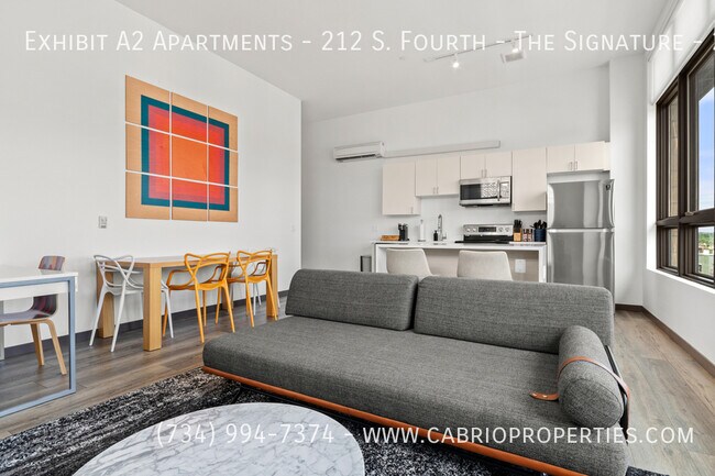 Building Photo - Exhibit A2 Apartments - 212 S. Fourth -The Signature - 2 Bed/1 Bath