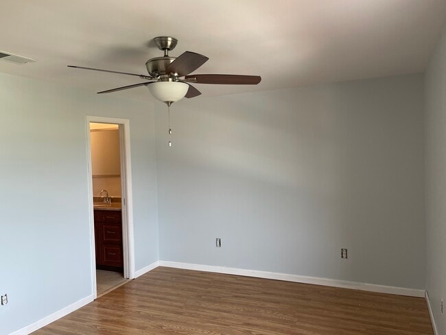 Building Photo - 708 Sea Palm Ln