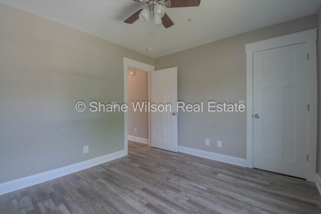 Building Photo - 3259 Chattanooga Rd