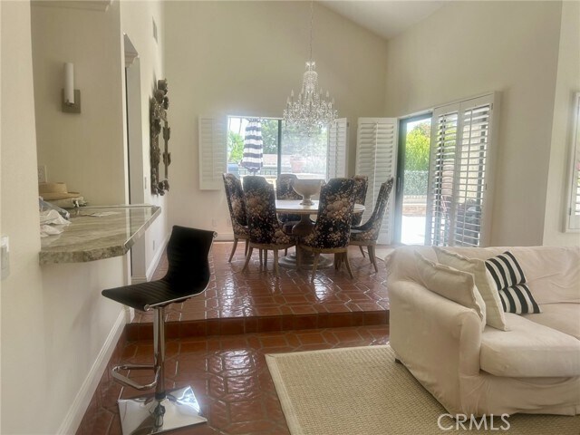 Building Photo - 22 Cll Escala