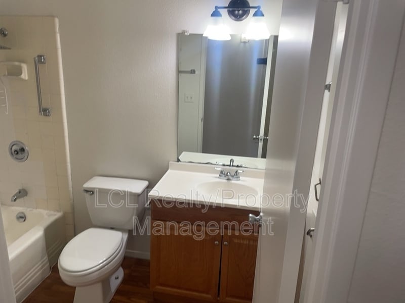 Building Photo - 28026 Winged Foot Dr