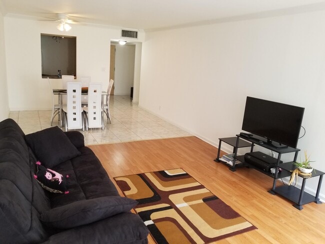Building Photo - 851 Three Islands Boulevard