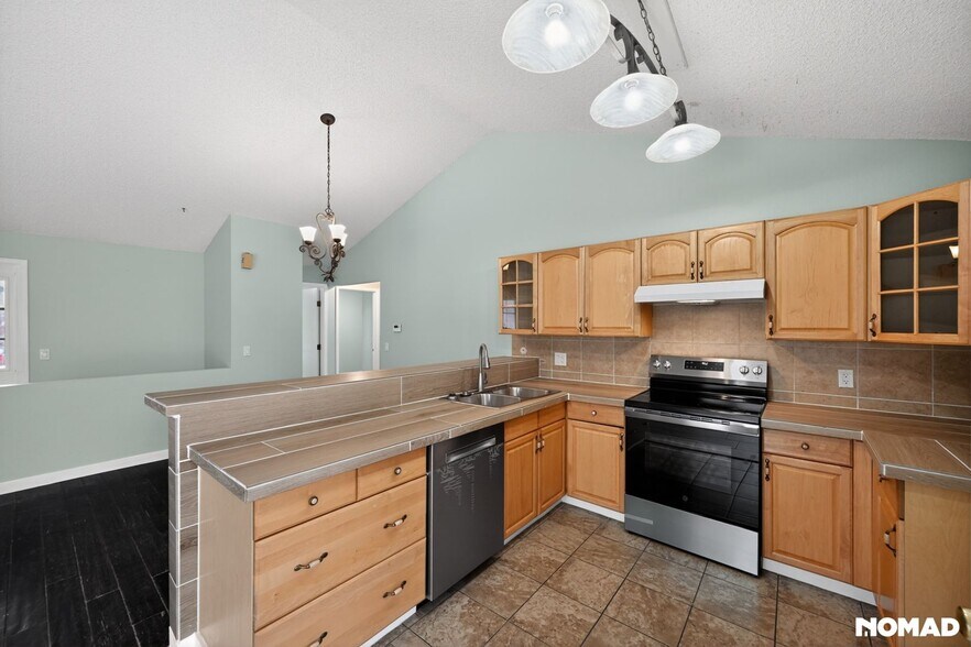 Building Photo - 4166 S Ensenada St