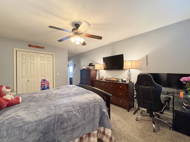 Building Photo - 112 Tuscany Trail