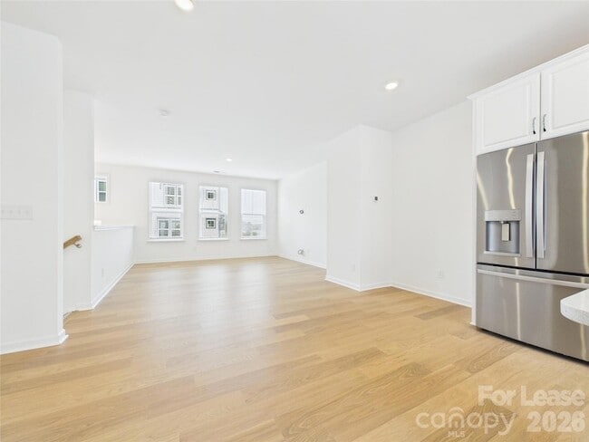 Building Photo - 3013 Rexton Ln