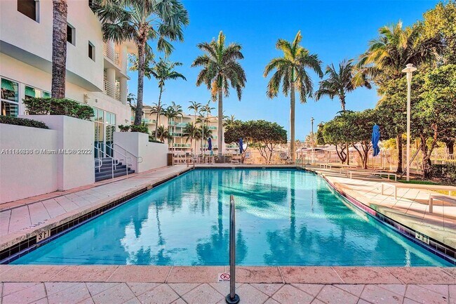 Building Photo - 7900 Harbor Island Dr