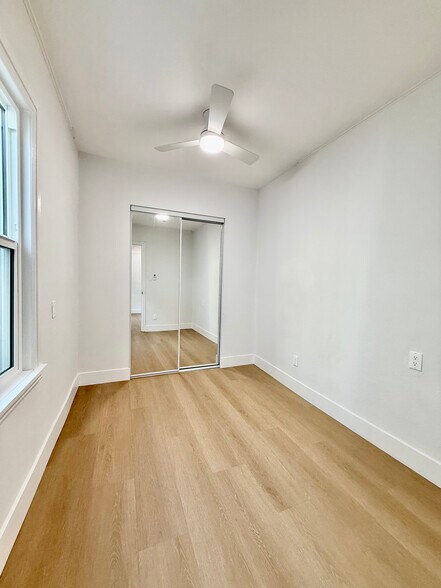 Building Photo - 1221 West Blvd