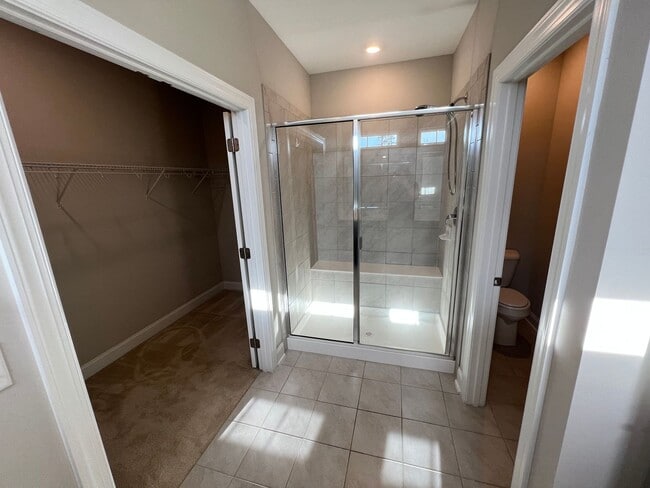 Building Photo - Spacious 3 bedroom townhome in Brier Creek