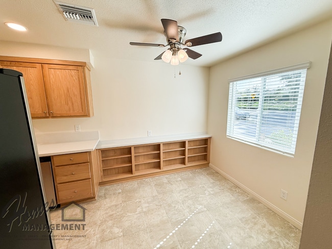 Building Photo - 772-774 Vineyard Rd