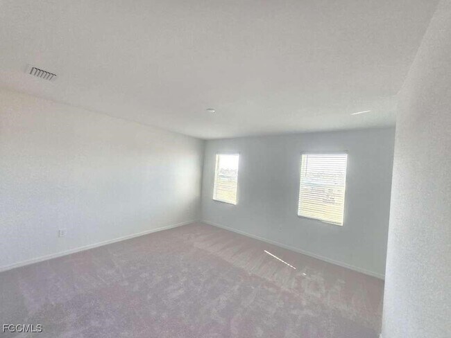 Building Photo - 14947 White Pearl Rd