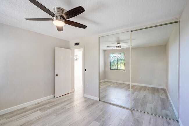 Building Photo - 2561 Village Blvd