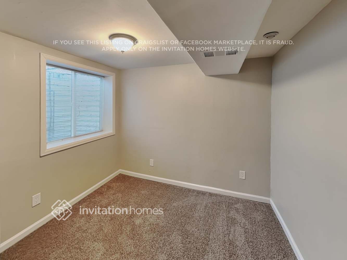Building Photo - 387 Helena Cir
