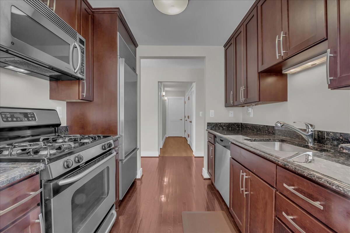 Building Photo - 411 S Old Woodward Ave