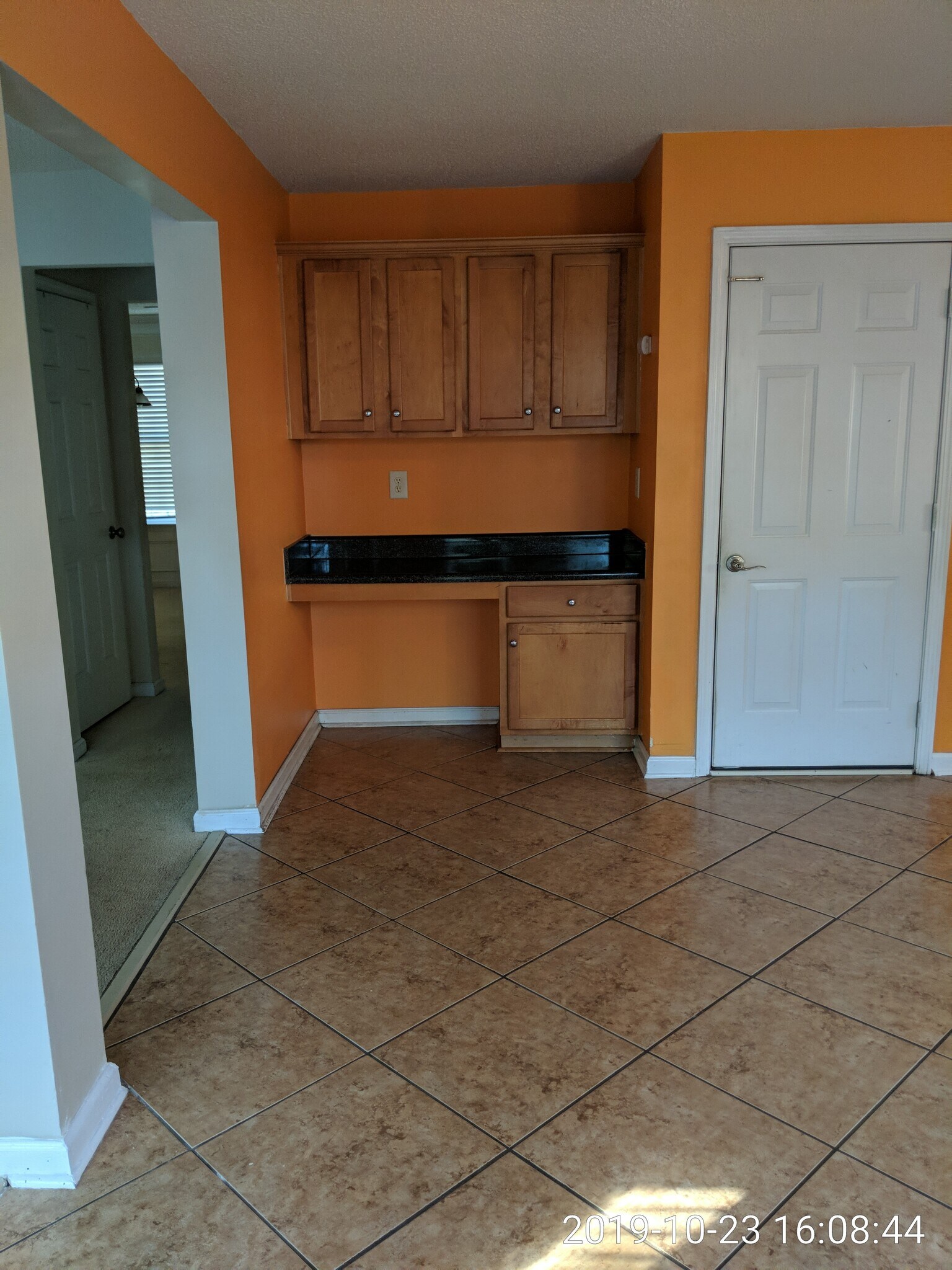 Kitchen Nook - 3491 Tackett Rd