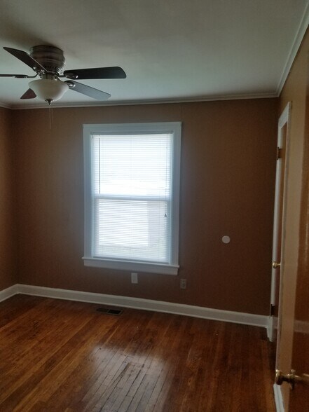 Building Photo - 1908 Nelle St