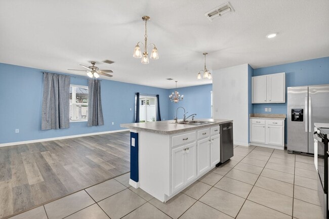 Building Photo - 3039 Tansy St