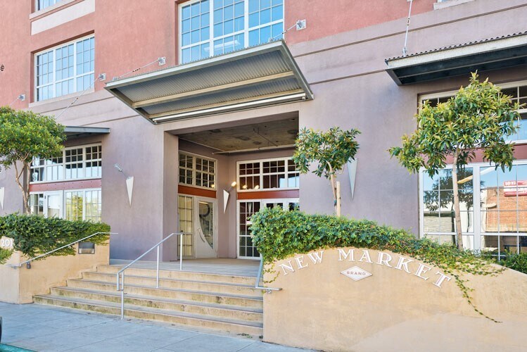 Building Photo - 201 4th St