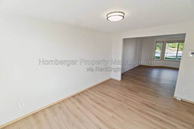 Building Photo - 509 S Joslin Pl