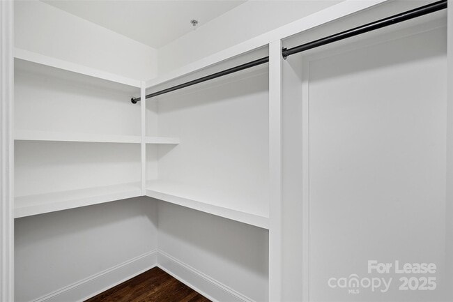 Building Photo - 310 Arlington Ave