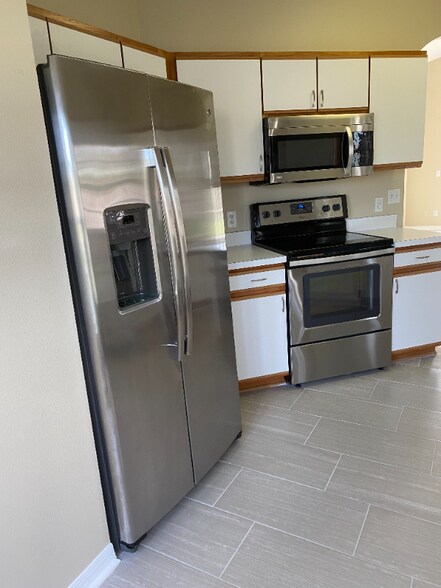 Building Photo - 133 Ridge View Dr