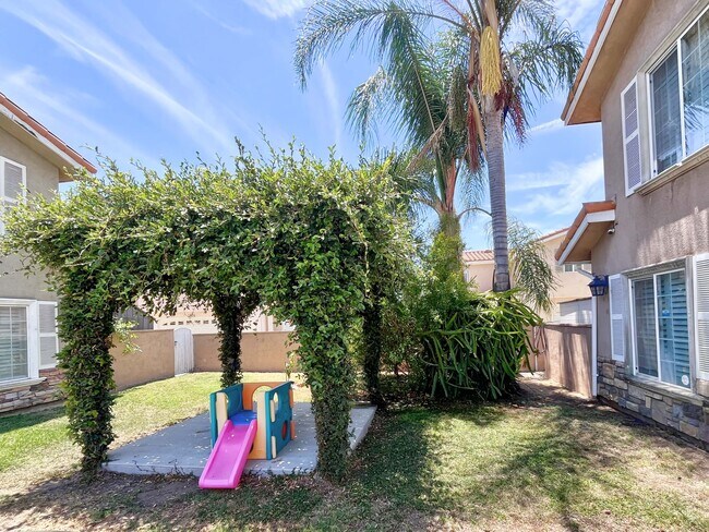 Building Photo - 3736 Puente Ave