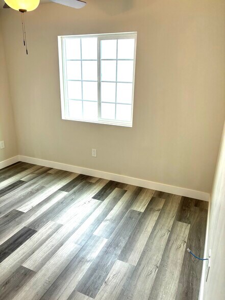 Building Photo - 3539-41 Luna Ave