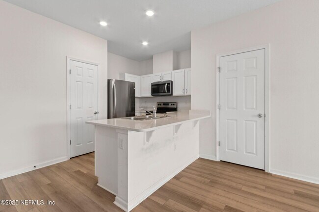 Building Photo - 7810 Merchants Way