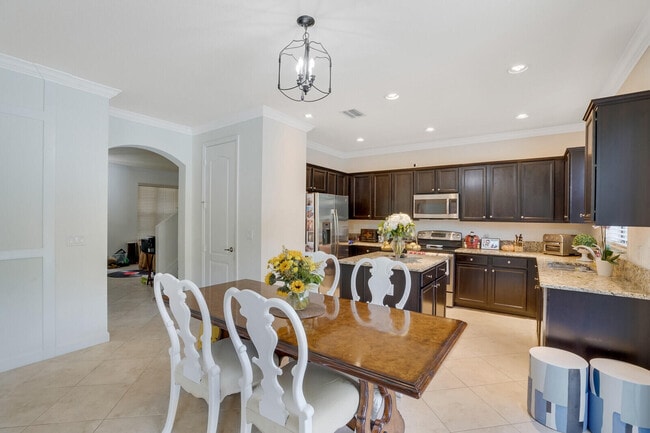 Building Photo - 3817 Aspen Leaf Dr