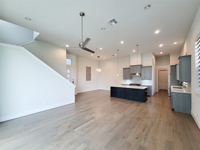 Building Photo - 9803 Blissful Pr Ln