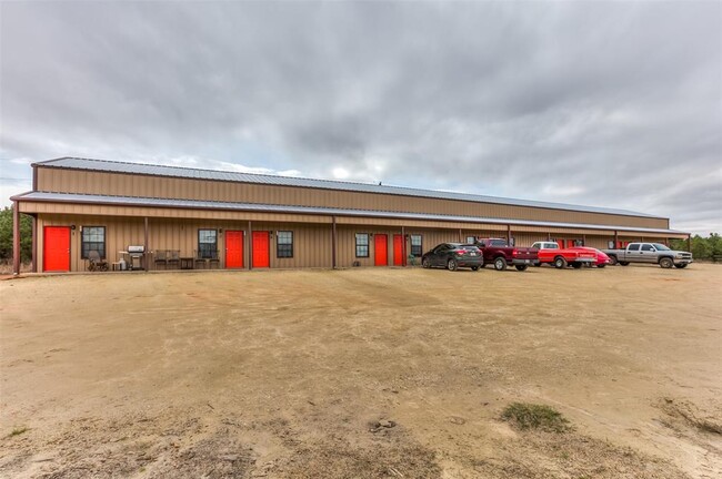 Building Photo - 1297 FM247
