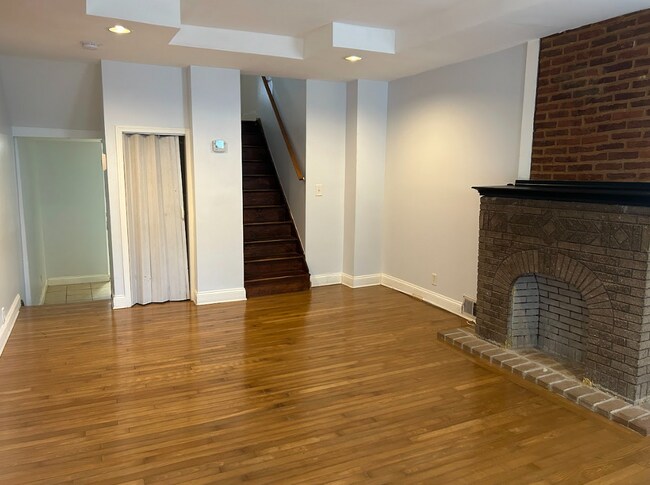 Building Photo - 220 S Stricker St
