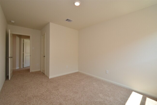 Building Photo - 22426 Kennons Way