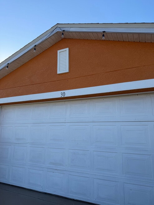 Building Photo - 30 NE 24th Terrace