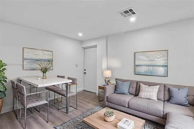 Building Photo - 428 NW 97th St