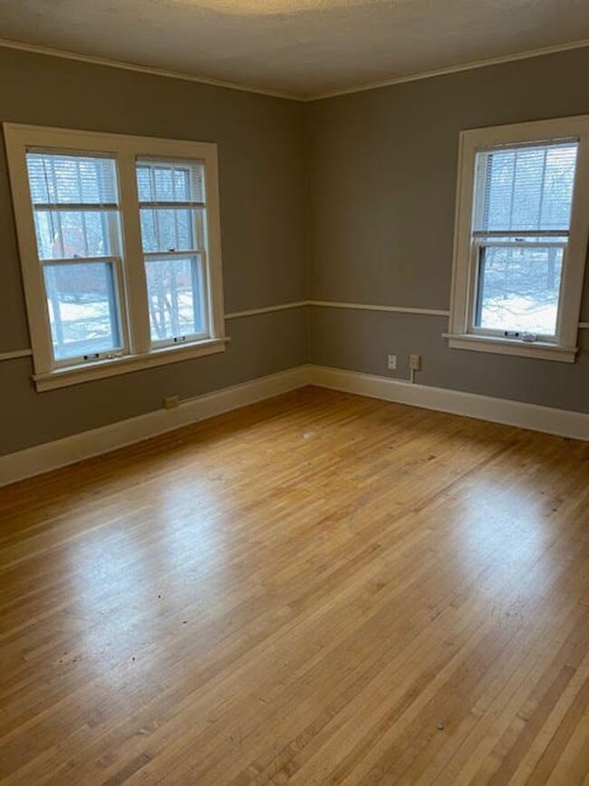 Building Photo - 4 bedroom house in St. Cloud