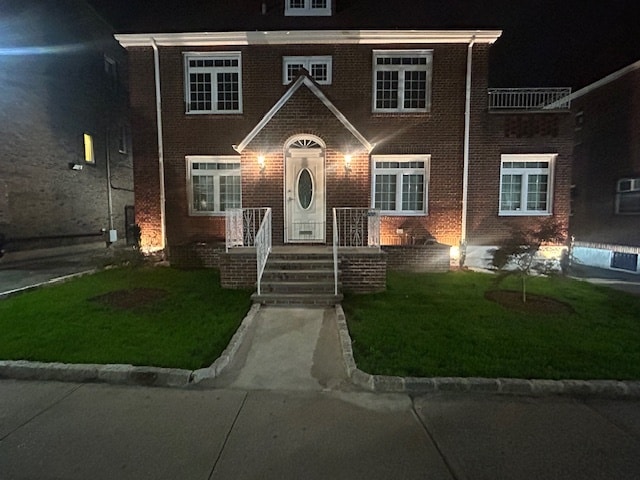 Primary Photo - 3338 Bainbridge Ave