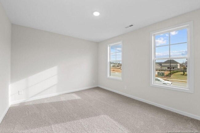 Building Photo - 276 Carr Ln