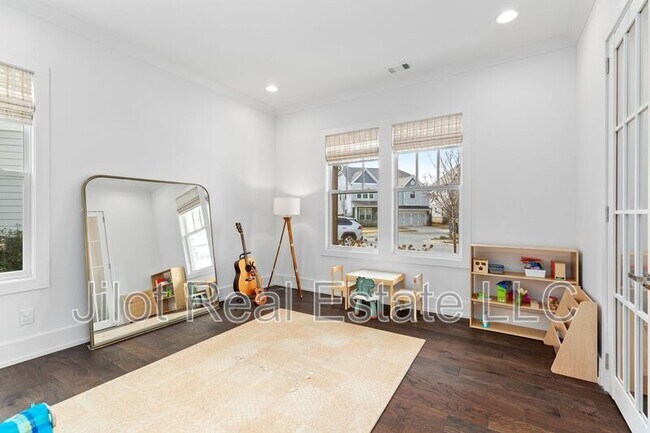 Building Photo - 1416 Silverleaf Trail