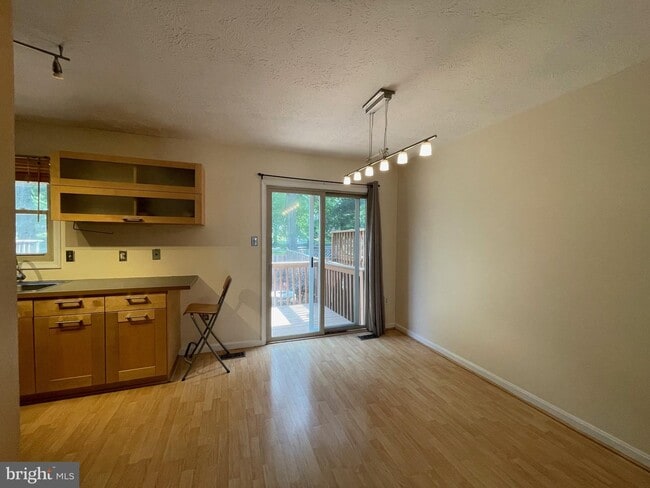 Building Photo - 857 Flagler Dr
