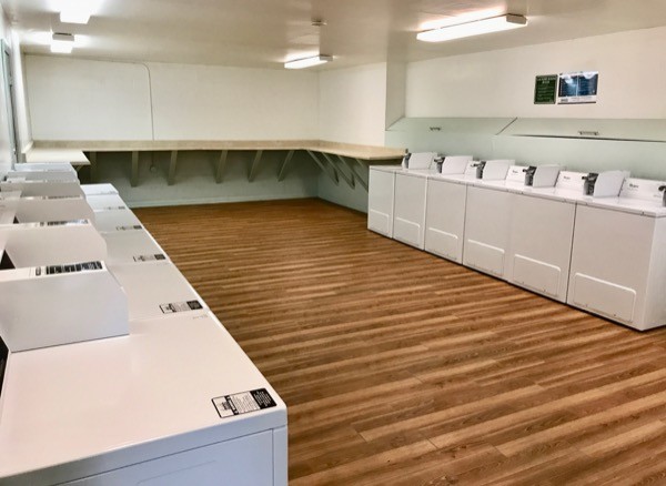 Laundry Room - 901 W Aaron Dr