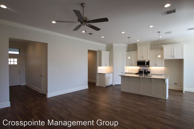 Building Photo - 4 br, 2.5 bath House - 1243 Nate Circle