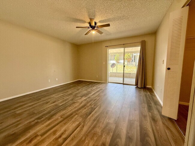 Building Photo - 350 Winter Ridge Blvd